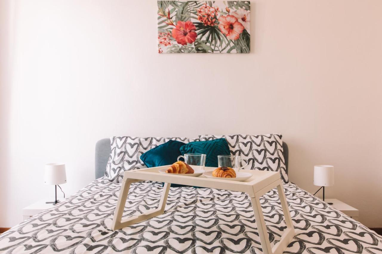 Apartamento San Siro-Duomo Wi-Fi & Netflix Milán Exterior foto